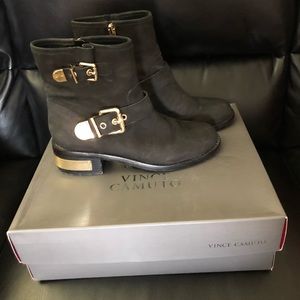 Authentic Vince camuto
